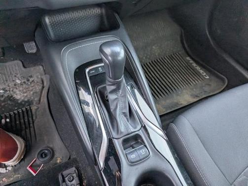 2022 Toyota Corolla Hatchback SE Nightshade