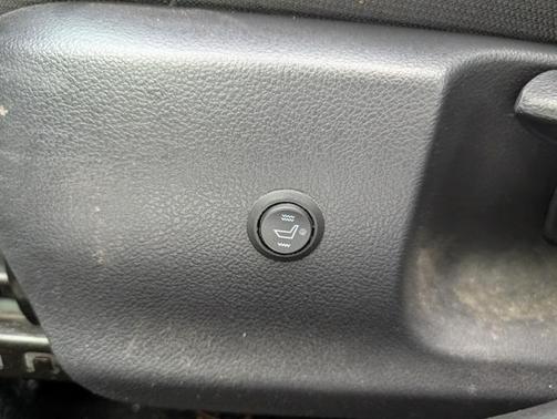 2022 Toyota Corolla Hatchback SE Nightshade