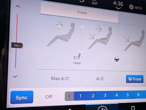 2023 Chrysler Pacifica Touring