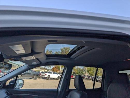 Platinum White Pearl 2023 Honda Ridgeline RTL