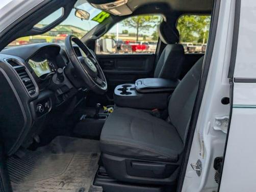 Bright White Clearcoat 2022 RAM 2500 Tradesman