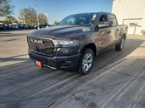 Granite Crystal Clearcoat Metallic 2026 RAM 1500 Big Horn