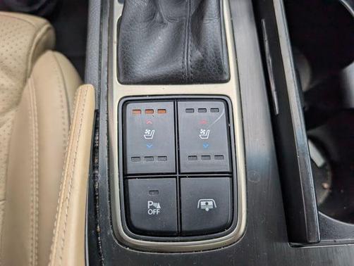 Venetian Red Pearl 2014 Hyundai Azera Limited