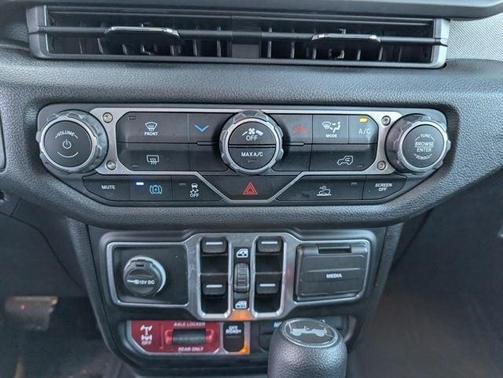 2025 Jeep Wrangler 4xe Sport