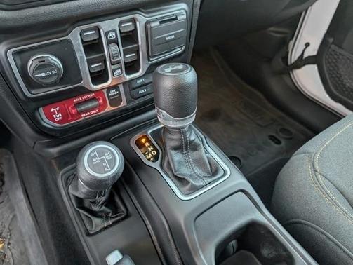 2025 Jeep Wrangler 4xe Sport