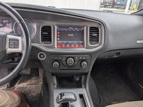 2014 Dodge Charger SXT