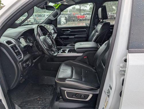 Bright White Clearcoat 2023 RAM 1500 Laramie