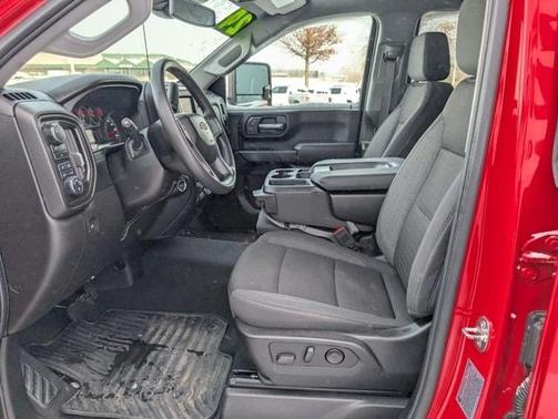 2024 Chevrolet Silverado 2500 Custom