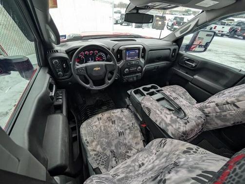 2024 Chevrolet Silverado 2500 Custom