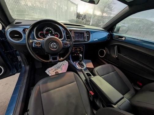 2019 Volkswagen Beetle 2.0T SE