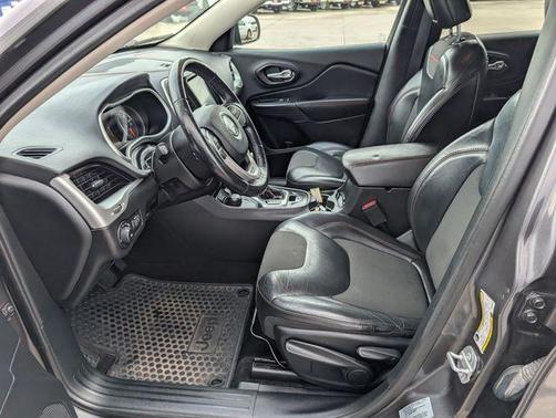 2017 Jeep Cherokee Trailhawk