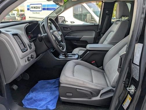 2017 GMC Canyon Base