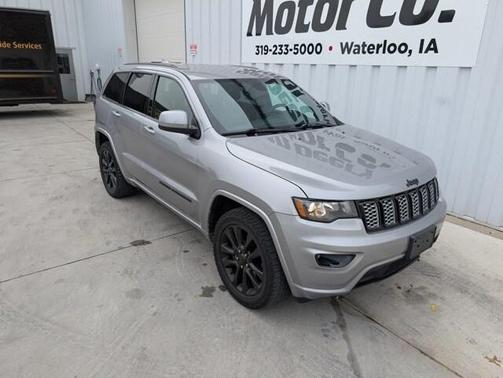 2017 Jeep Grand Cherokee Altitude