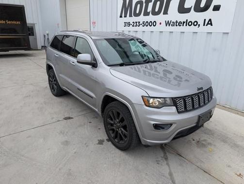 2017 Jeep Grand Cherokee Altitude