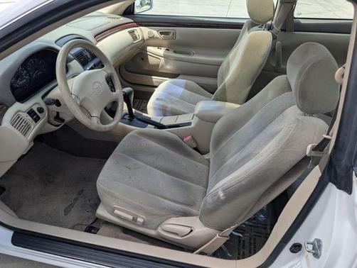 White Diamond Pearl 2001 Toyota Camry Solara SE