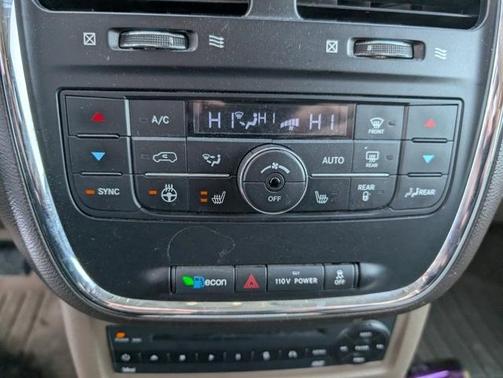 2012 Chrysler Town & Country Touring-L