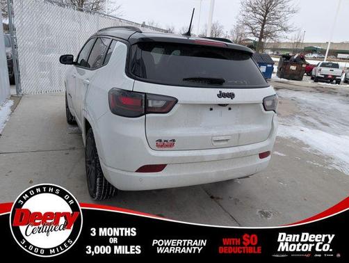Bright White Clearcoat 2023 Jeep Compass Altitude
