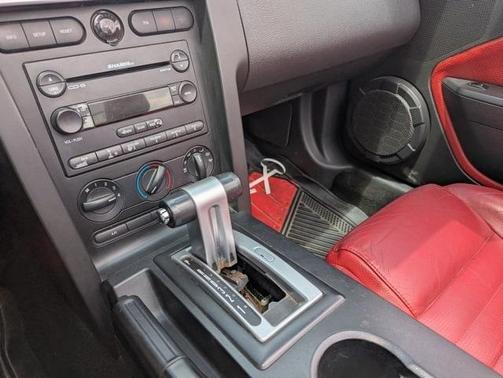 2005 Ford Mustang