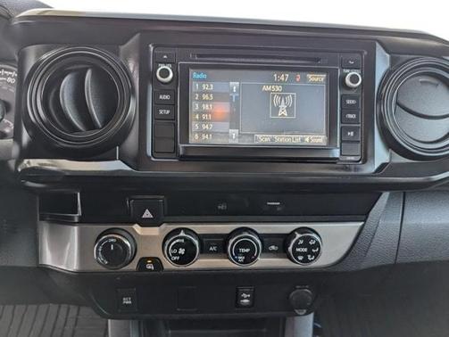 2016 Toyota Tacoma SR