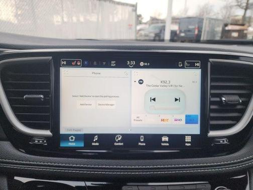 2026 Chrysler Pacifica Select