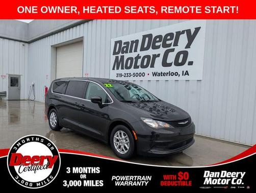 2022 Chrysler Voyager LX