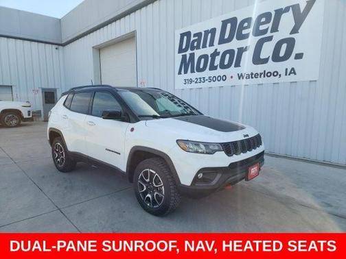 Bright White Clearcoat 2026 Jeep Compass Trailhawk