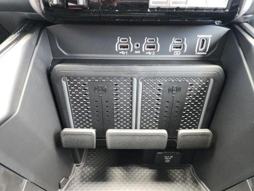 Molten Red Pearlcoat 2026 RAM 2500 Rebel/Power Wagon