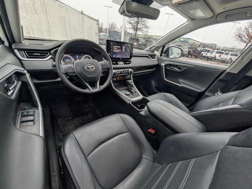 2023 Toyota RAV4 Hybrid Limited