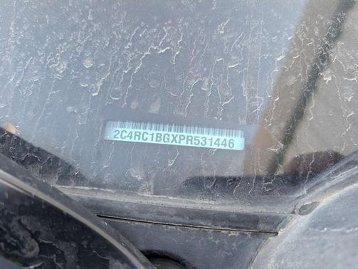 2023 Chrysler Pacifica Touring-L