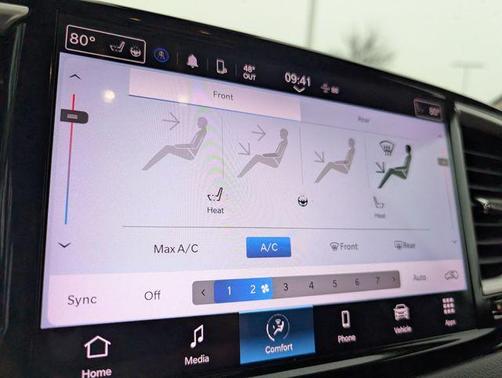 2023 Chrysler Pacifica Touring-L