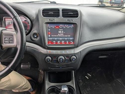 2018 Dodge Journey Crossroad