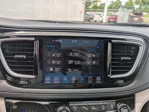 2020 Chrysler Pacifica Limited
