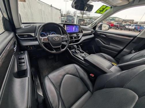 2023 Toyota Highlander Limited