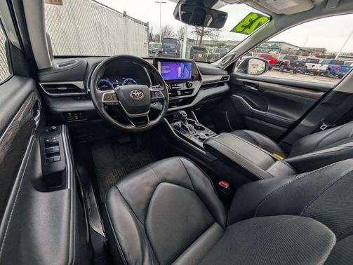2023 Toyota Highlander Limited