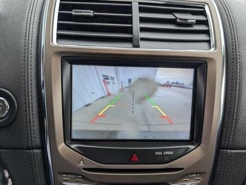Tuxedo Black Metallic 2013 Lincoln MKX Base