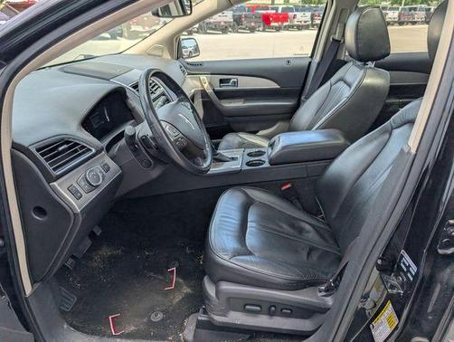 Tuxedo Black Metallic 2013 Lincoln MKX Base