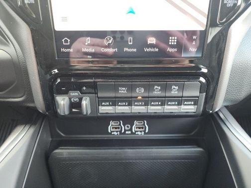 Diamond Black 2026 RAM 3500 Big Horn