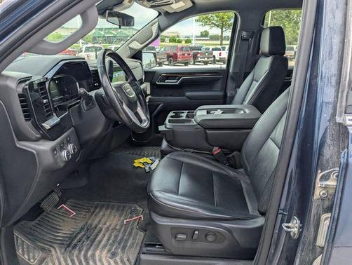 Pacific Blue Metallic 2022 GMC Sierra 1500 SLE