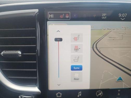 Bright White Clearcoat 2026 Chrysler Pacifica Limited