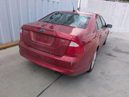 Sangria Red Metallic 2010 Ford Fusion SE