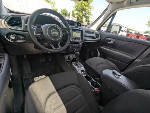 2022 Jeep Renegade Latitude