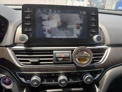 Crystal Black Pearl 2020 Honda Accord Hybrid EX