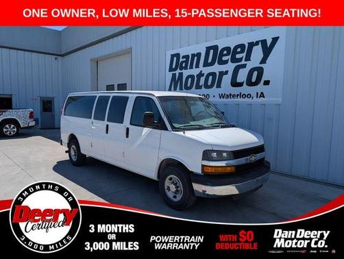 Summit White 2016 Chevrolet Express 3500 LT