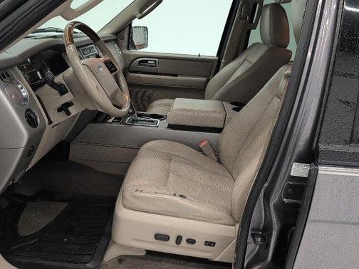 Ingot Silver Metallic 2010 Ford Expedition Limited