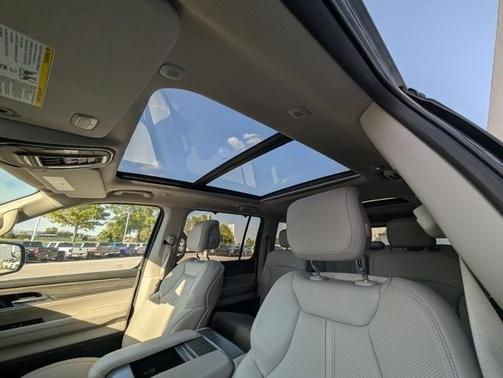2024 Jeep Wagoneer L Series III