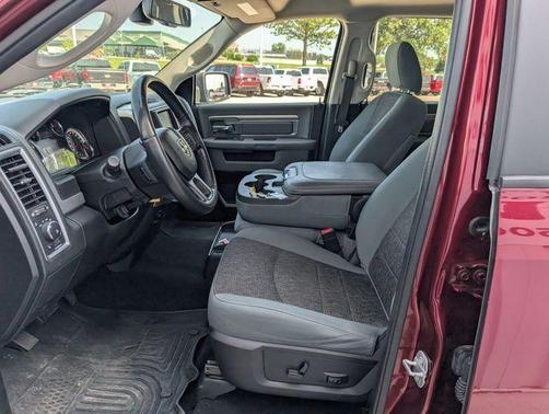 Delmonico Red Pearlcoat 2018 RAM 1500 Big Horn