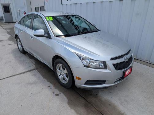 Silver Ice Metallic 2013 Chevrolet Cruze 1LT