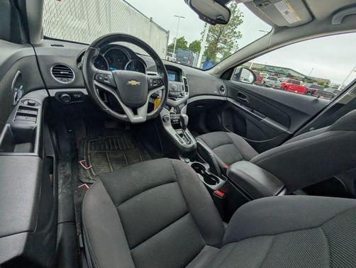 Silver Ice Metallic 2013 Chevrolet Cruze 1LT