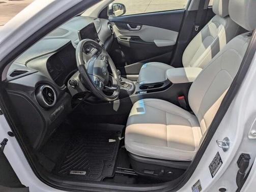 2022 Hyundai KONA Limited