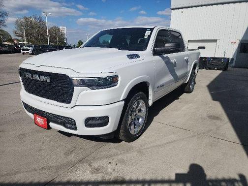 Bright White Clearcoat 2026 RAM 1500 Big Horn